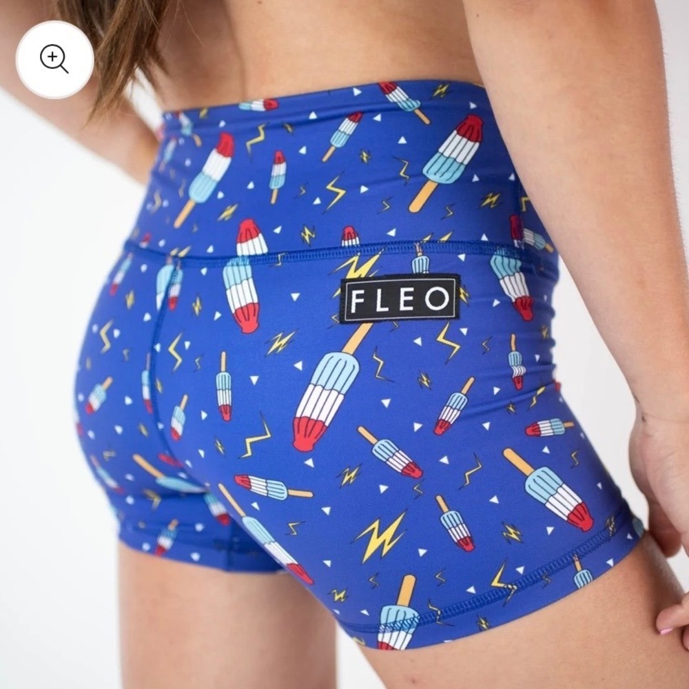 FLEO Women Blue Bomb Pop Popsicle Print High Rise Athletic Shorts Size M